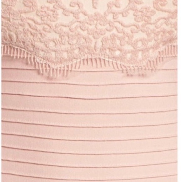 Tadashi Shoji PIN-TUCK and LACE JERSEY GOWN WITH REMOVABLE STRAPS SIZE XS - Picture 7 of 16